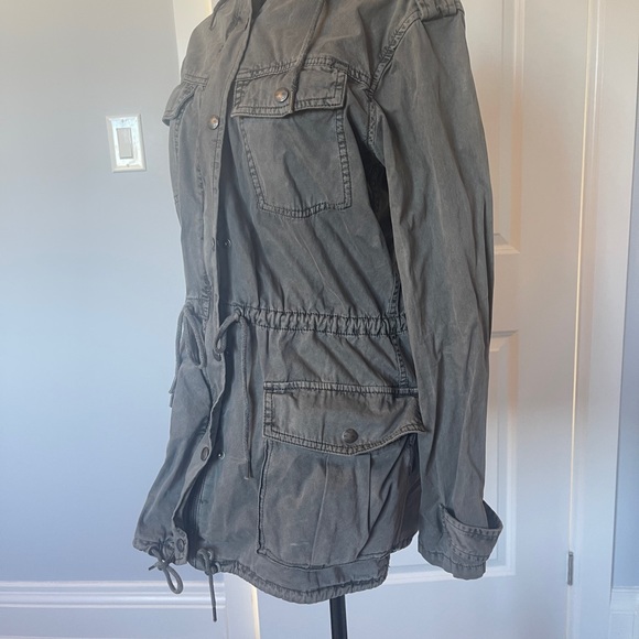 Aritzia popular jacket from 2000’s - Picture 3 of 8